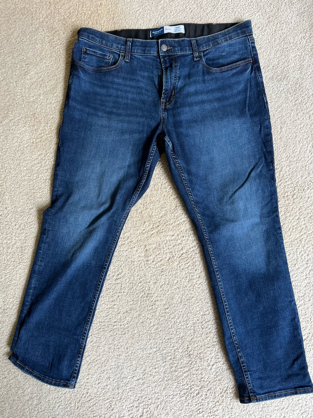 Men's Slim Medium Wash
Stretch Jeans 38 x 30